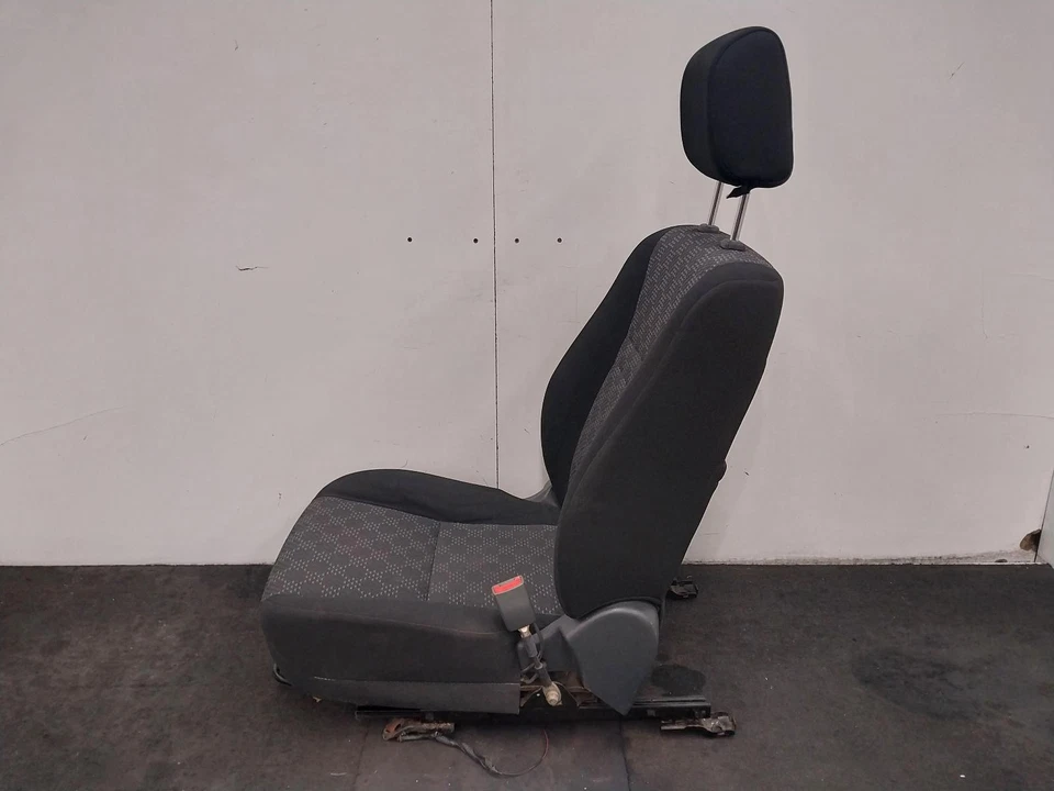 FOTON TUNLAND RIGHT FRONT SEAT CLOTH EARLY TYPE 10/2012-06/2019 773410 - image 3 of 4