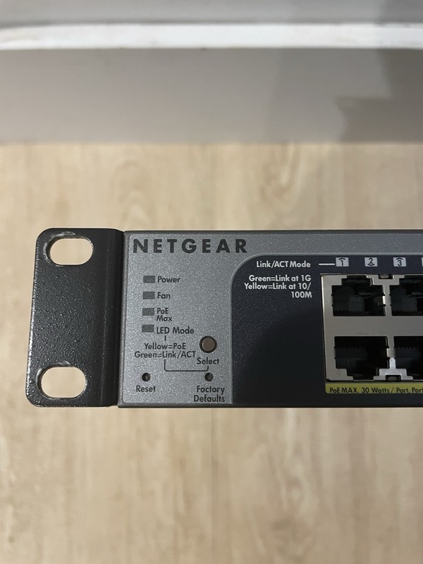 NETGEAR ProSafe GS752TP 48-Port Gigabit PoE Fully Managed Rackmount SFP