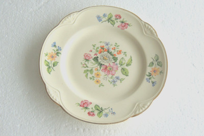 Homer Laughlin G  46 N 8 VT USA Made 6 1/4 INCH SMALL PLATE MADE USA Two palate