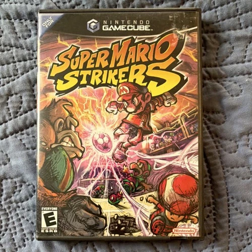Nintendo Super Mario Strikers GameCube Multiplayer Soccer Manual Included 2005