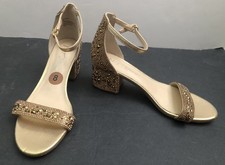 BETSEY JOHNSON SHAYE GOLD Sandal Rhinestones Women  s Size 8 VGC