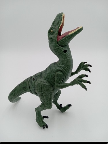 Jurassic World Growler Velociraptor Delta. For Decor Only. Not Working. - Picture 2 of 5