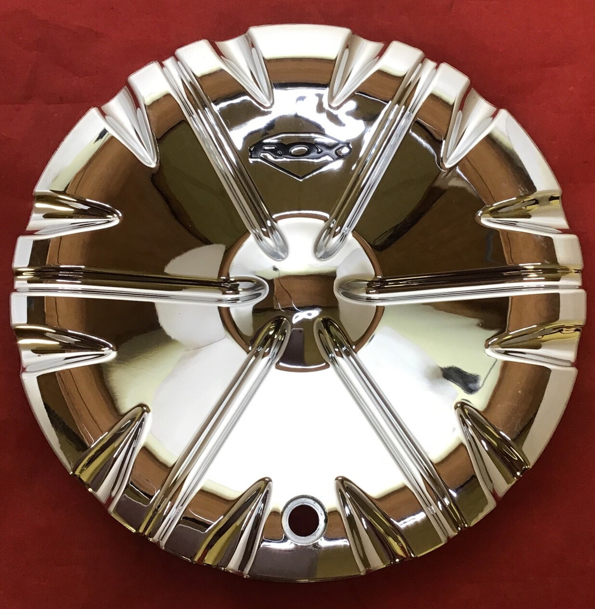 ONE ROX CENTER CAP # 932L183 S609-93 CHROME WHEELS CENTER