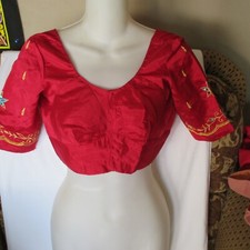 RED Gold EMBROIDERY Choli DAZZLING BLOUSE For SARI Skirt TOP 30" BUST Size XS