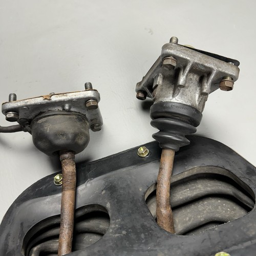 2000-2005 Toyota Tundra Manual 5 SPD 4x4 Transfer Shifter Shift Assembly OEM - Picture 6 of 22