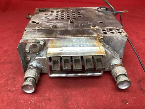 1964 1965 1966 FORD MUSTANG OEM IN DASH AM RADIO WITH ORIGINAL KNOBS & BUTTONS - Picture 10 of 11