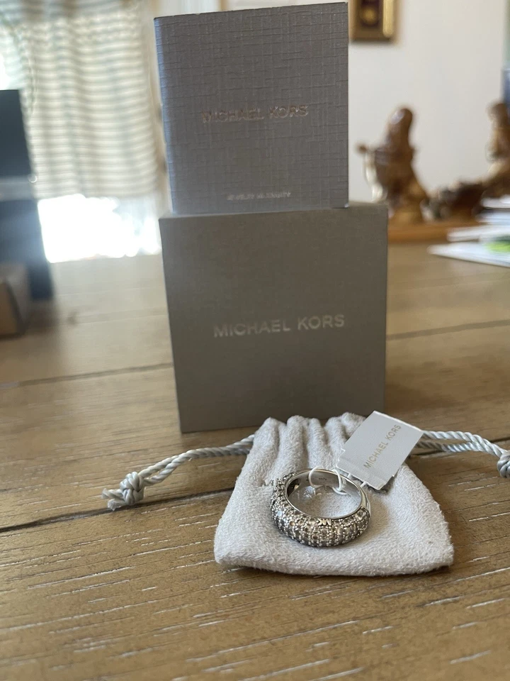 Anillo Michael Kors Brillante Plata Esterlina Talla 7 MKC1500AN0407 Foto 4 de 4