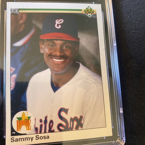 1990 Upper Deck #17 Sammy Sosa CSG 8.5 - Picture 2 of 4