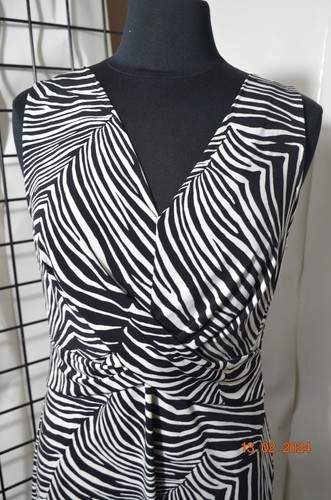 NWT Ann Taylor Black /White Mock Wrap Sleeveless Dress Size Medium - Picture 4 of 9