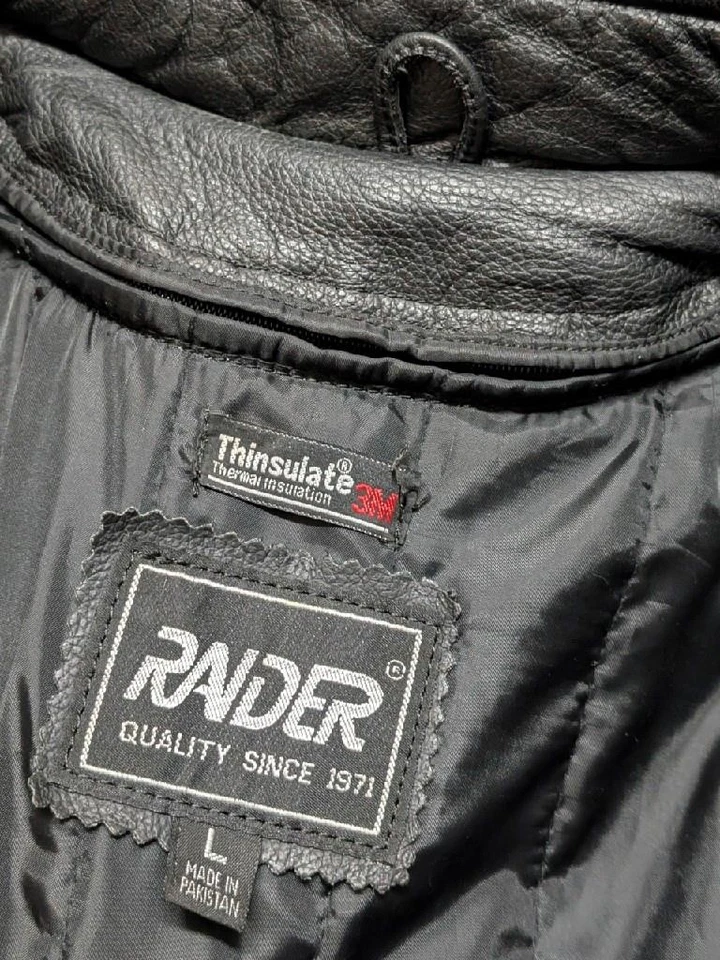 Винтажная мотоциклетная куртка 1990-х ВЕНТИЛИРУЕМАЯ гоночная L черная кожа RAIDER cafe racer - Изображение 4 из 4