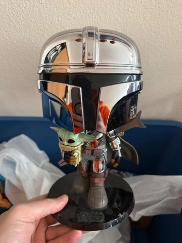 Funko Pop! Vinyl Jumbo 10 in: Star Wars - The Mandalorian (Chrome) (10 inch)...
