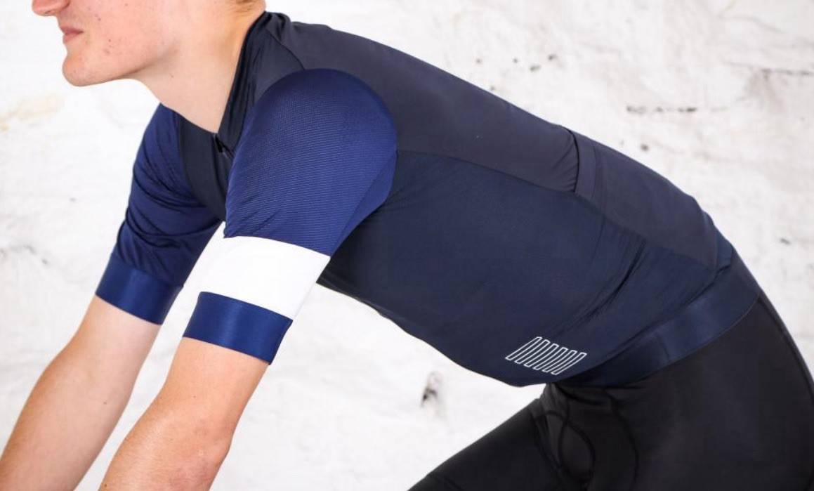BNIB RAPHA NWT XL Men's Pro Team Training Jersey Dark Navy