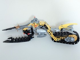 LEGO Bionicle 8992 Cendox V1, No Cracked Parts, in Very Good Condition