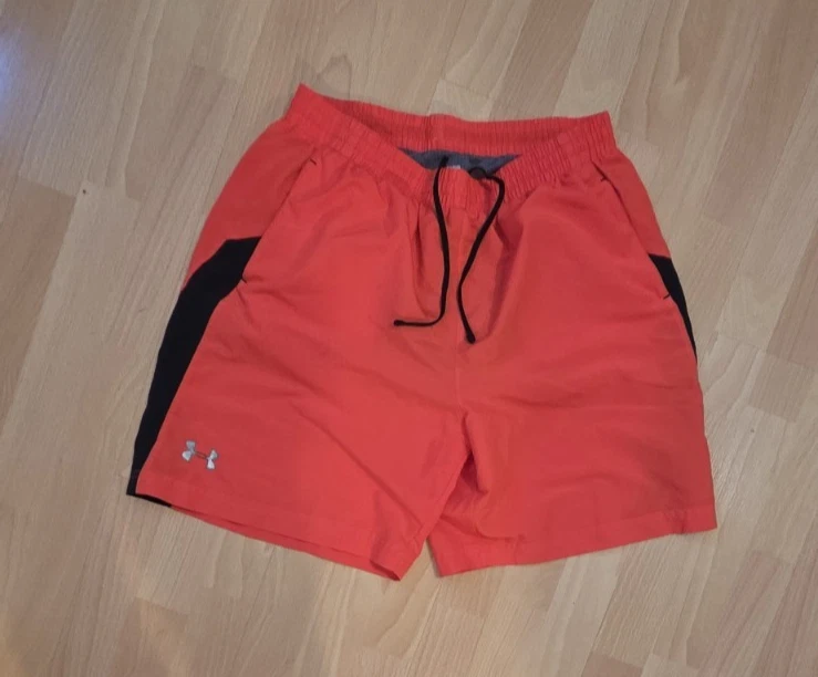 Sporthose Kurz von Under Armour Gr L - Bild 1 von 3