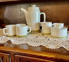 Vintage stoneware coffee or tea 6 Piece set