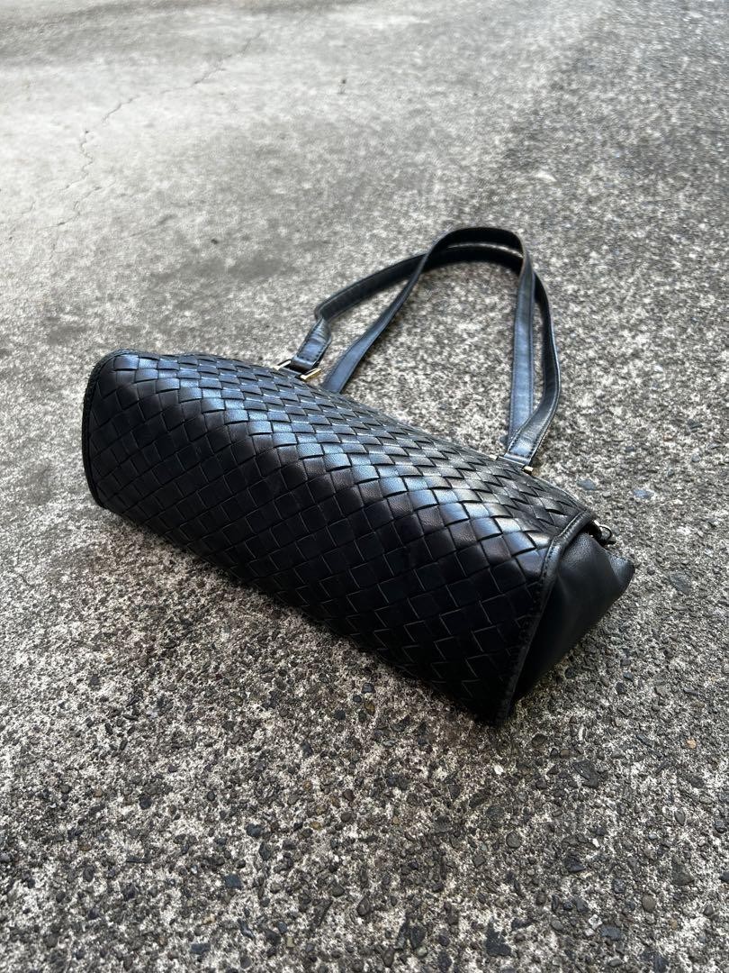 Bottega Veneta Leather Handbag Archive Style with Dust Bag