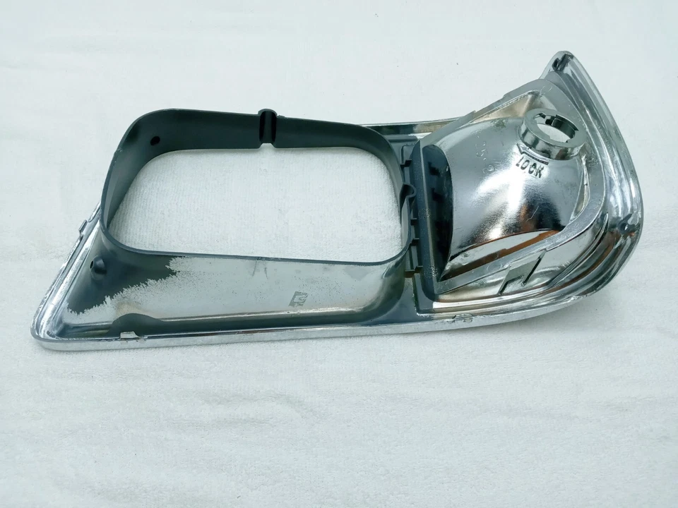 NOS Mopar 1985 - 89 Plymouth Dodge Aries Reliant Right Headlight Bezel - Chrome - Изображение 3 из 4