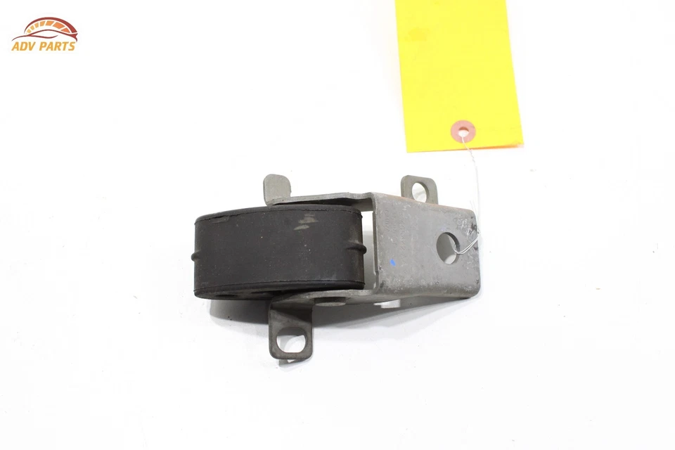 Volvo S90 2017-2023 silenciador trasero derecho suspensión y soporte OEM Foto 3 de 4