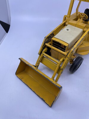 Vintage ERTL 1:16 International Harvester Tractor Loader Backhoe