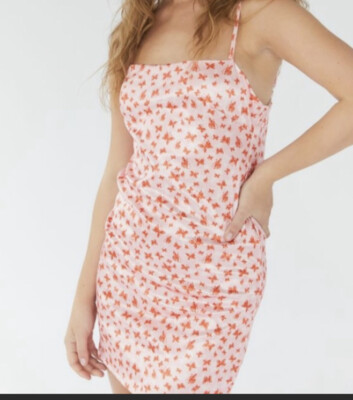 urban outfitters pink butterfly dress Pink Urban Outfitters butterfly dress
