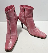 Diba USA Leather pink/white accents Remy Heeled Ankle Boots Western Style Sz 8