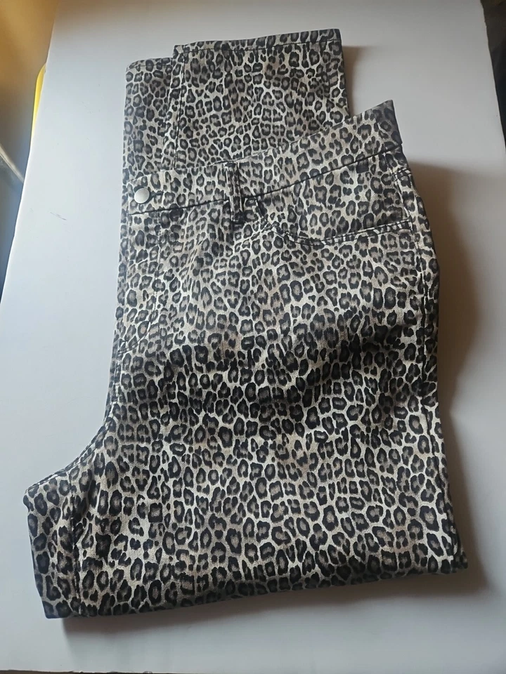 Pantalones de leopardo al tobillo de novia de CHICO'S