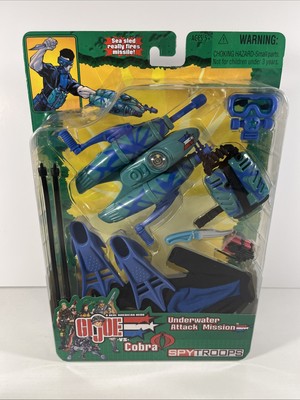 GI JOE VS. COBRA 2003 SPY TROOPS Underwater Attack Mission gear for 12'' figures