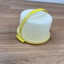 Tupperware Toys Mini Cake Taker Carrier (fits cupcake perfectly) Yellow