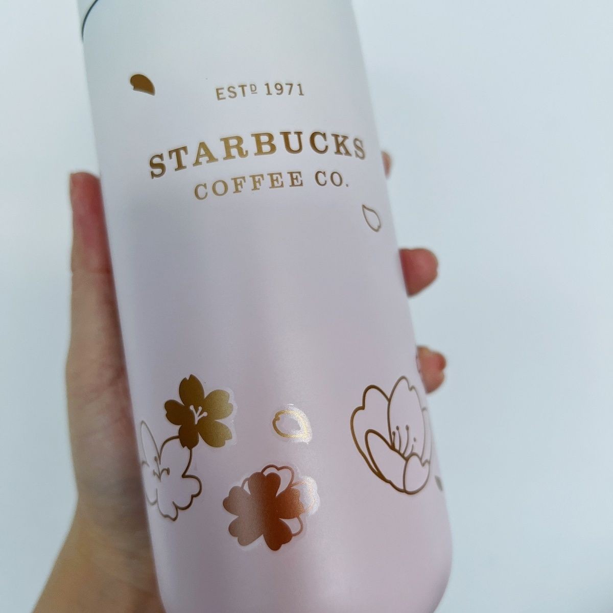 2025 New Starbucks Premium Sakura Pink-White Gradient Vacuum