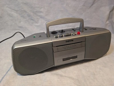 Sony CFS-B21L Radio Cassette Player Boombox Working FM AM Tape Tested - Image 1 of 4