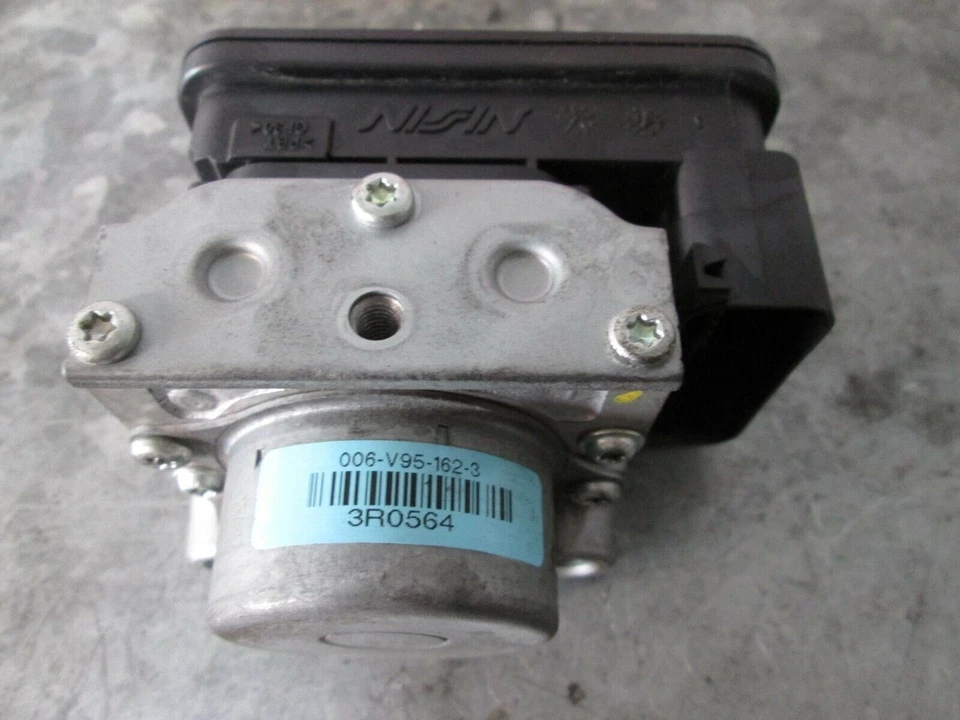 МОДУЛЬ НАСОСА ABS SUZUKI GSXR 1000 AL5 2016 2015 - Изображение 2 из 4