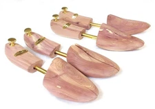 Cedar Elements Split-Toe Cedar Shoe Trees 2 Pack (Medium)