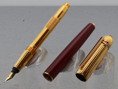 FOUNTAIN PEN PASHA DE CARTIER DOUE' LAQUE BORDEAUX NIB M - Picture 7 of 9