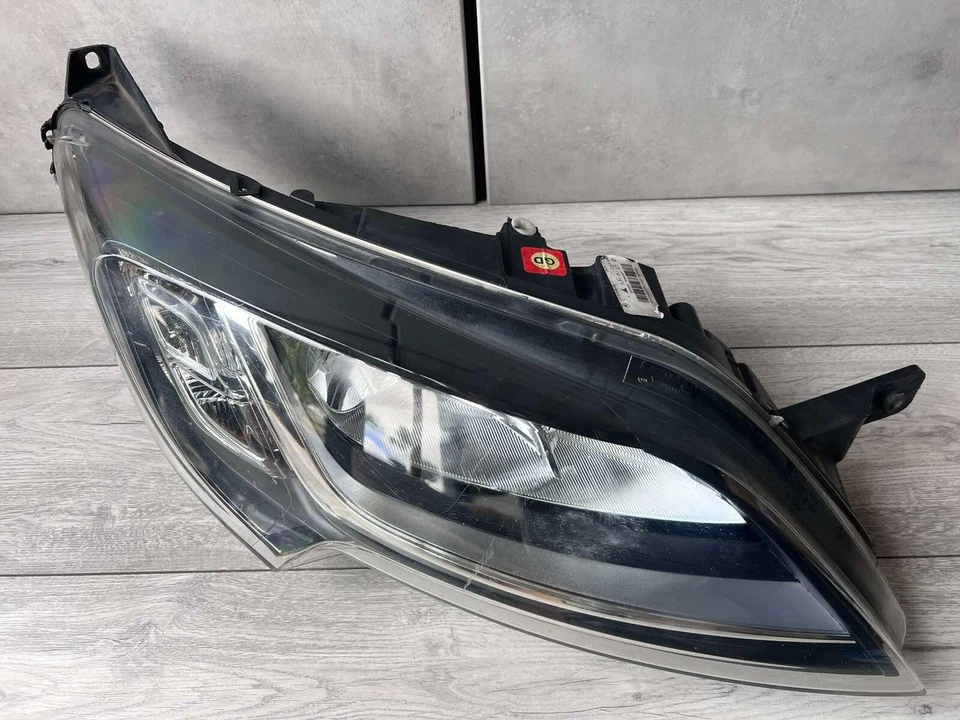 FARO DERECHO PEUGEOT BOXER 2015-2024 (LADO CONDUCTOR REINO UNIDO) Foto 3 de 4