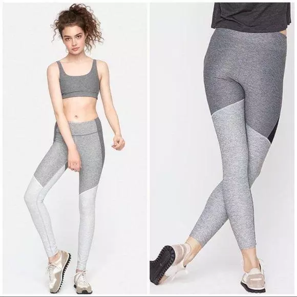 OUTDOOR VOICES 7/8 Tri Tone Legging in Gray Graphite Dove Ash XS