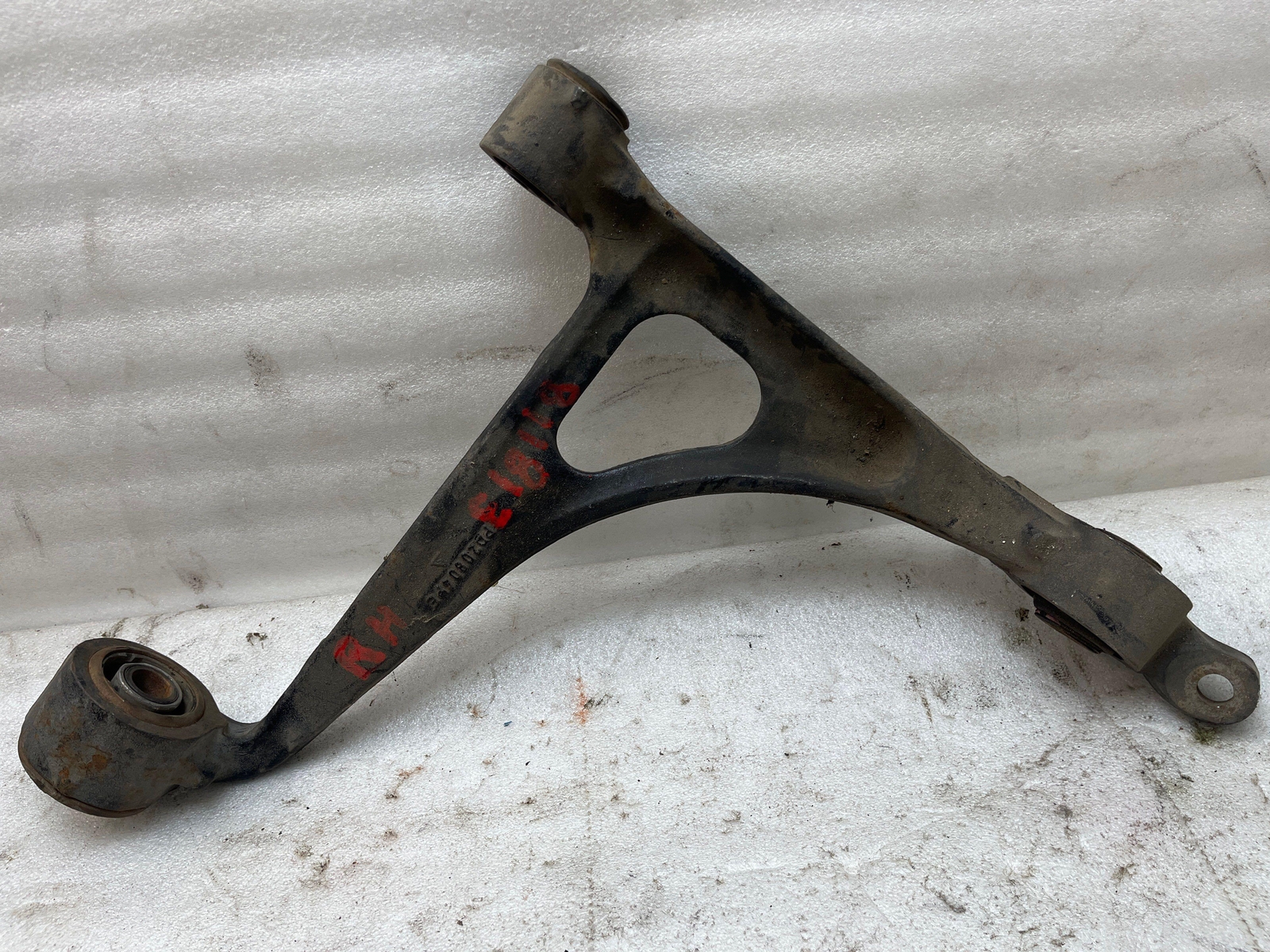 2000 BENTLEY Right Passenger Side Lower Control Arm Front OEM