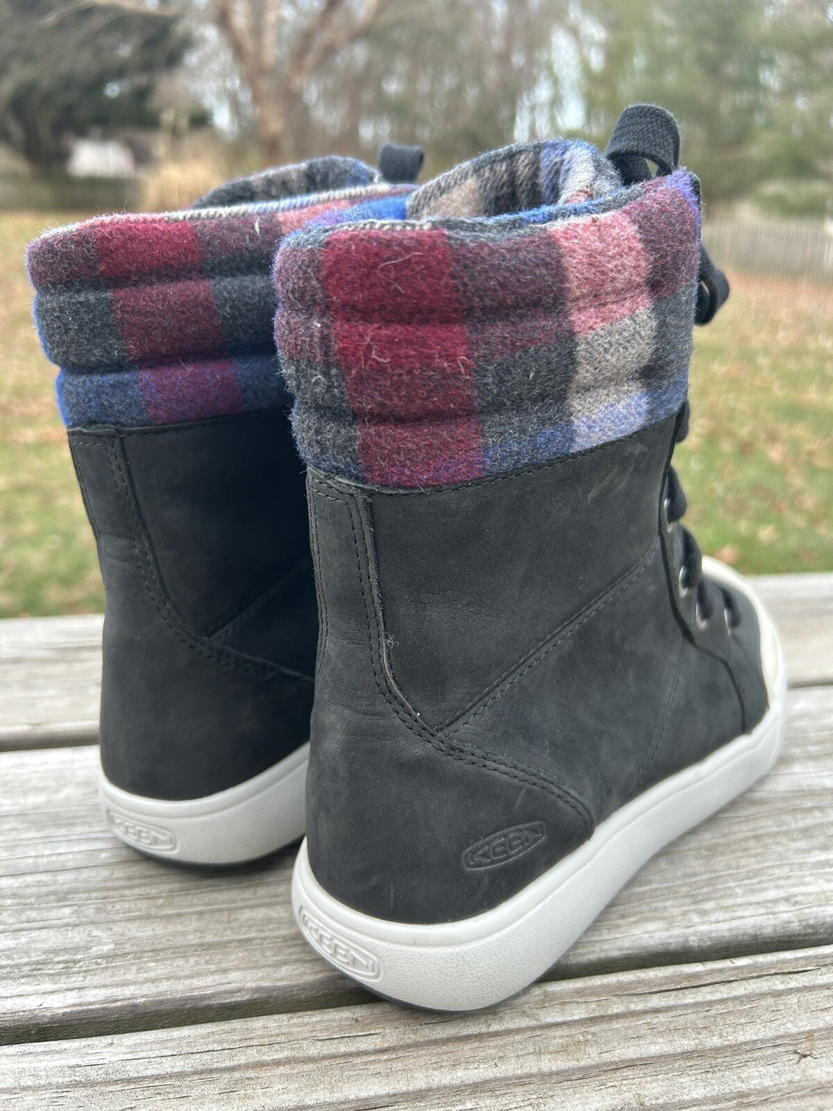 Stivali stringati Keen Elena Mid isolati impermeabili in pelle e quadri 5 5