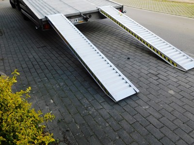 Auffahrrampen , Verladerampen 2500 mm , Alurampen , Auffahrschienen 3500kg
