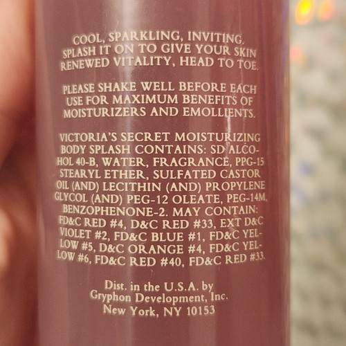 VICTORIA'S SECRET GARDEN RASPBERRY GLACE Moisturizing Body Splash 8oz Full - Picture 2 of 4