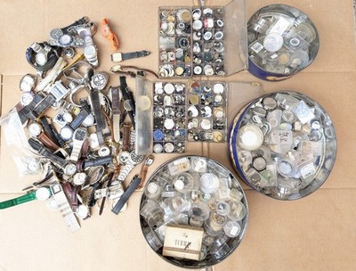 Konvolut Uhren und Ersatzteile spare parts watch lot nicht funktionsfähig für Ersatzteile