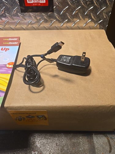 Leap Frog TAG Pen Reader + 4 Books Bundle - Picture 11 of 11
