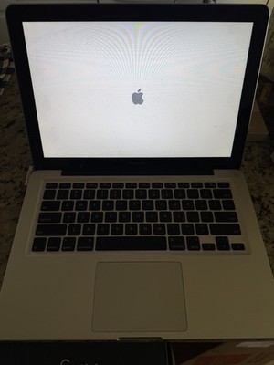 Macbook Pro 13.3 inch, 2.4 GHz Intel Core i5