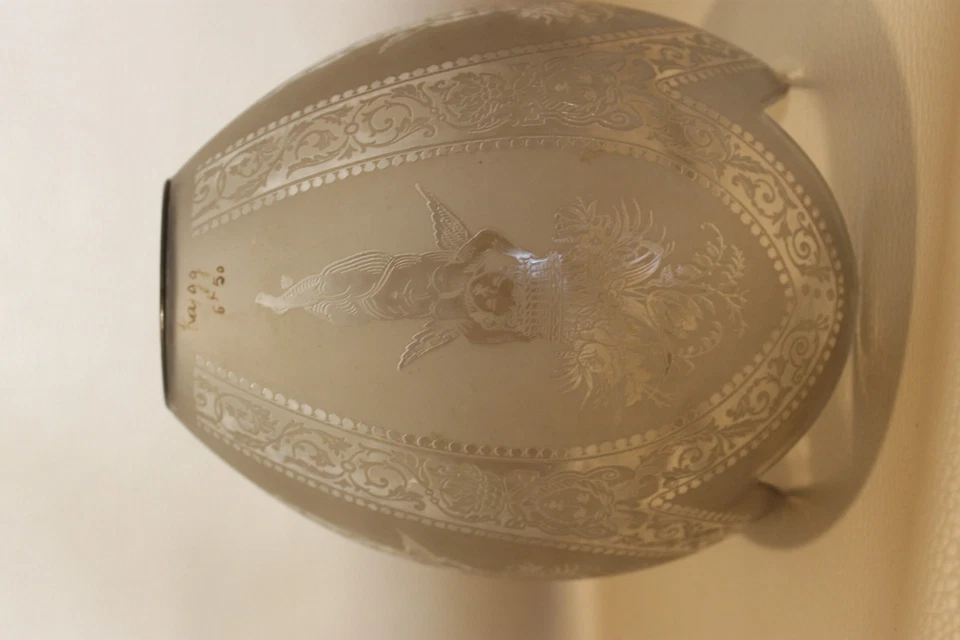 Tulipe ancienne en verre ou cristal globe lampe à pétrole ou huile - Photo 4/4