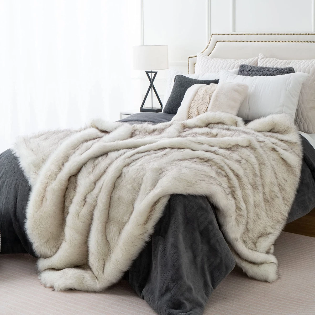 Extra large top fluffy blankets
