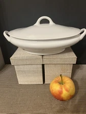 Vintage Bassett Limoges Austria White Covered Tureen Fine China w/ Lid