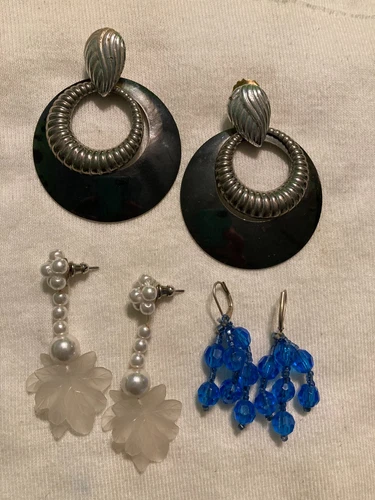Lot Of 3 Vintage Dangle Earrings Costume Jewelry Preowned Blue Beads Faux Pearls