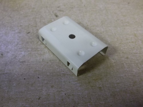 NEW Wiremold V2003 Ivory Steel Supporting Clip Fitting *FREE SHIPPING*