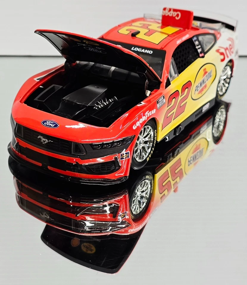 JOEY LOGANO 2025 SHELL DAYTONA 1/24 ARC DIECAST - Image 3 of 4