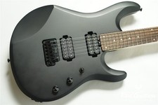 Sterling by MUSIC MAN JP60 - Stelth Black con custodia morbida USATO