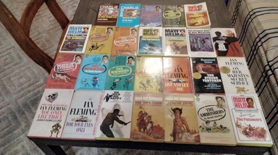 Paperback Lot of 26 Overall VG +(Donald Hamilton And Other Greats) Deal